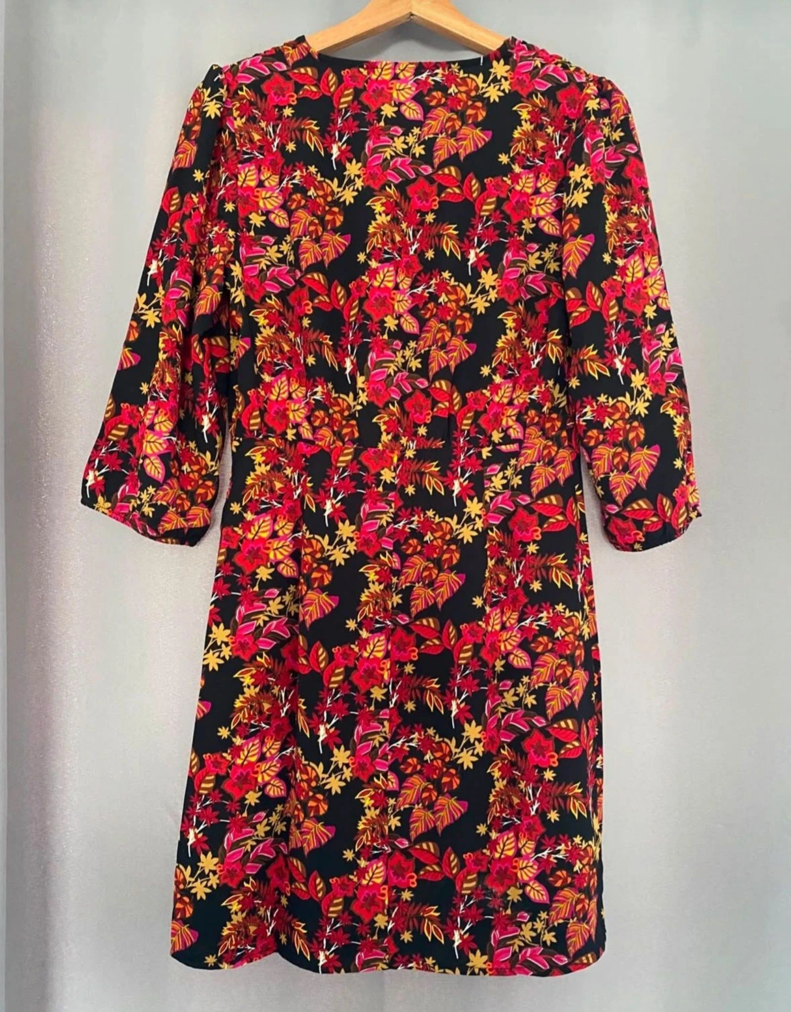 🌺 Magnífico Vestido floral -Talla M - Nuevo con etiqueta 🌺 – photo 6